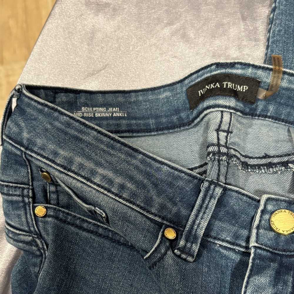 Ivanka Trump Blue Straight Leg Jeans with Wavy Detail - Picture 2 of 5